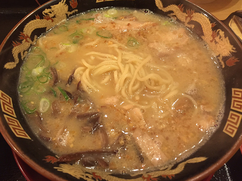鹿児島ラーメン 豚とろ 天文館アーケード店>